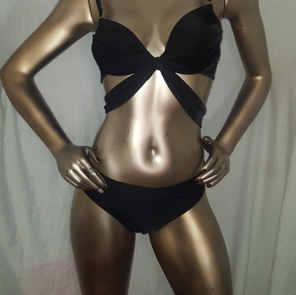 Super sexy black bikini